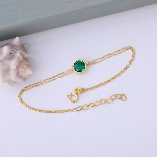 Round Emerald Bezel Bracelet in 14K Solid Gold | May Birthstone