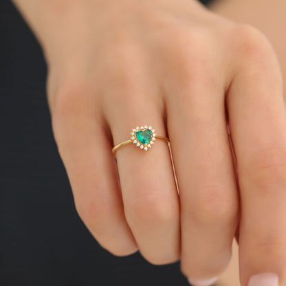 Emerald Heart Ring by 16 Real Diamonds in 14K Solid Gold, May Birthstone Jewelry