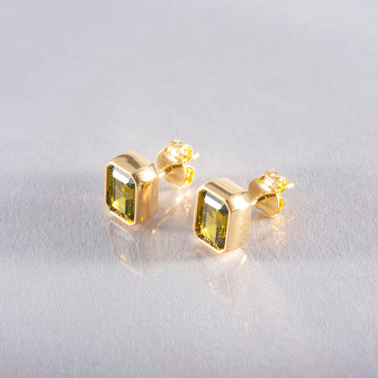 Rectangle Peridot Stud Earrings in 14K Solid Gold, August Birthstone Baguette Cut Jewelry