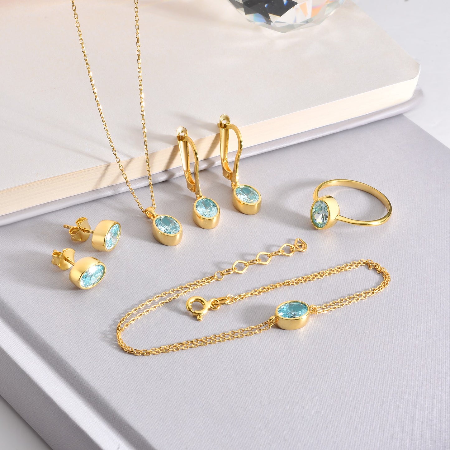 Oval Aquamarine Bezel Bracelet in 14K Solid Gold, March Birthstone