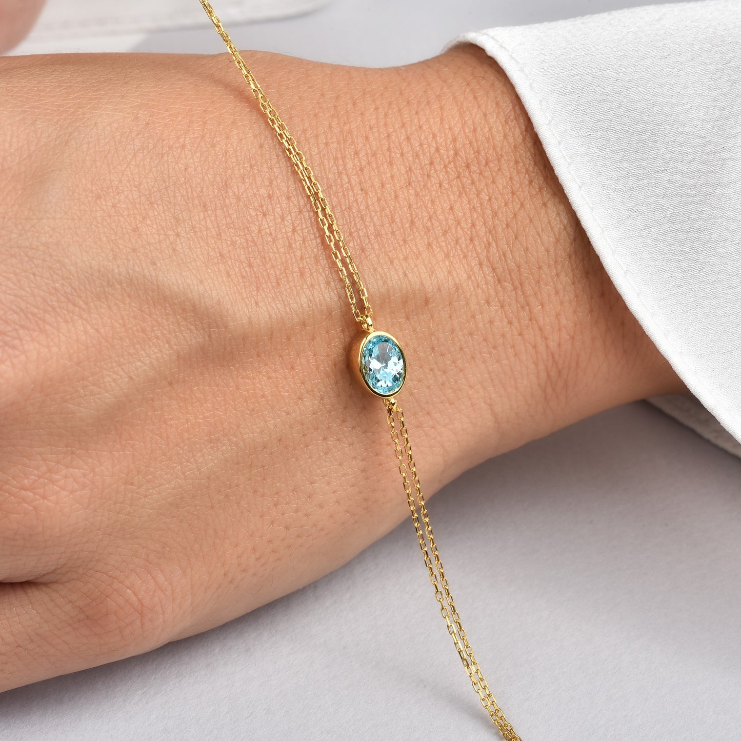 Oval Aquamarine Bezel Bracelet in 14K Solid Gold, March Birthstone