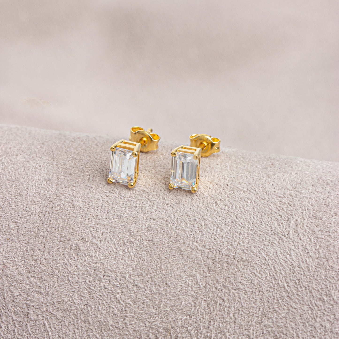 White Topaz Rectangle Stud Earring in 14K Solid Gold, April Birthstone