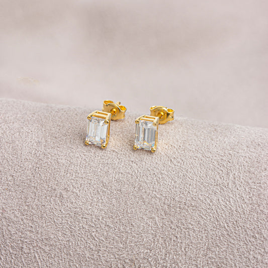 White Topaz Rectangle Stud Earring in 14K Solid Gold, April Birthstone