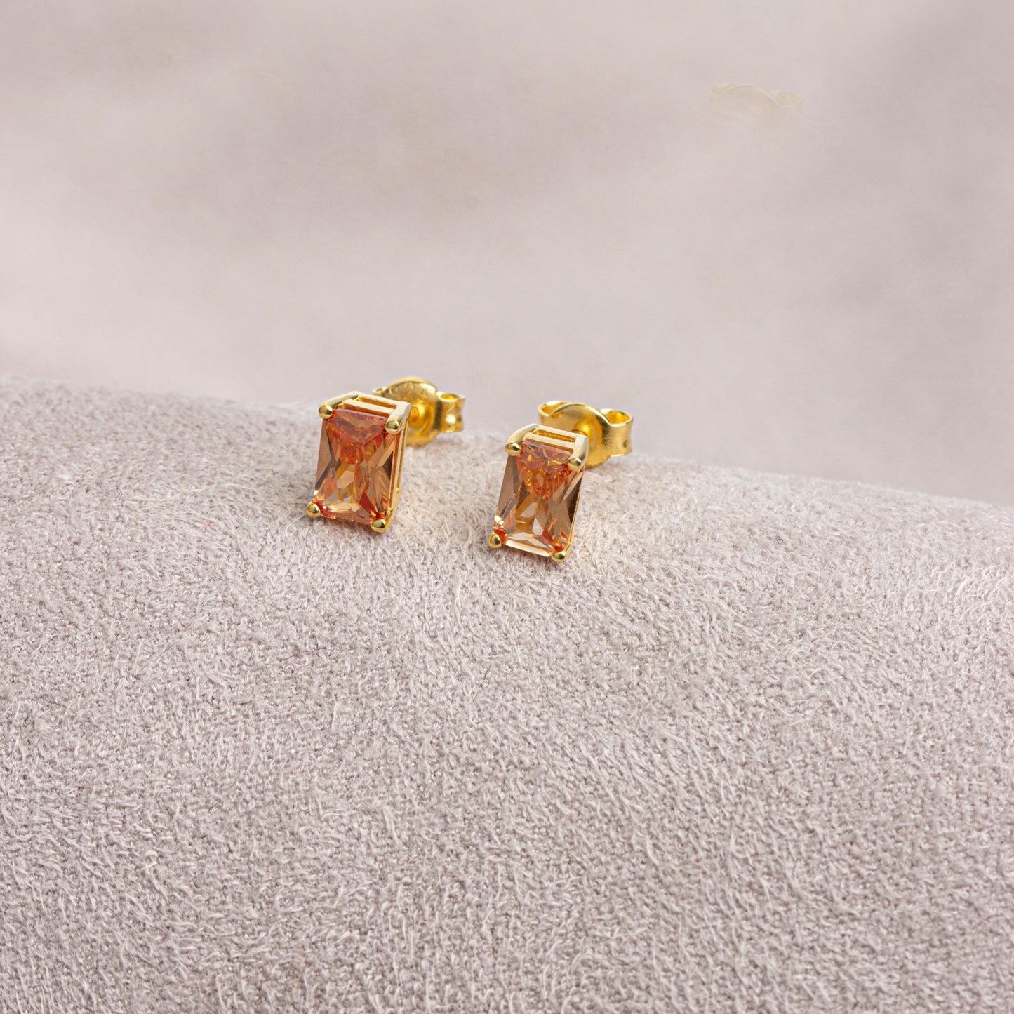 Citrine Rectangle Stud Earring in 14K Solid Gold, November Birthstone