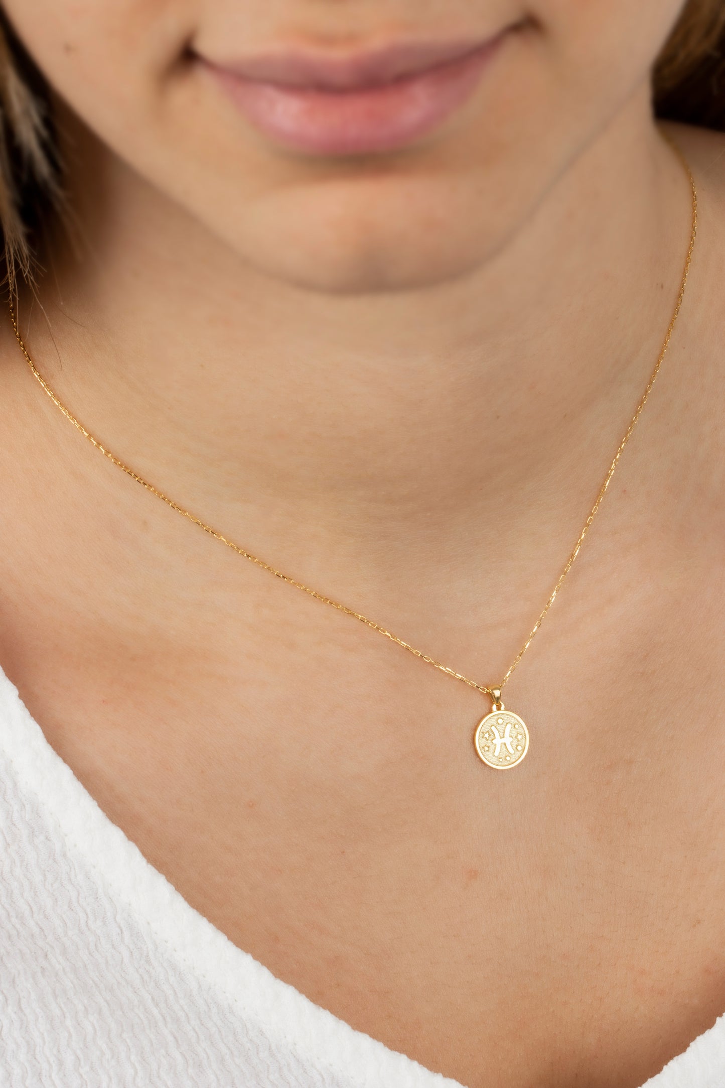 Pisces Zodiac Sign 14K Solid Gold Necklace, Minimalist Horoscope Symbol Pendant