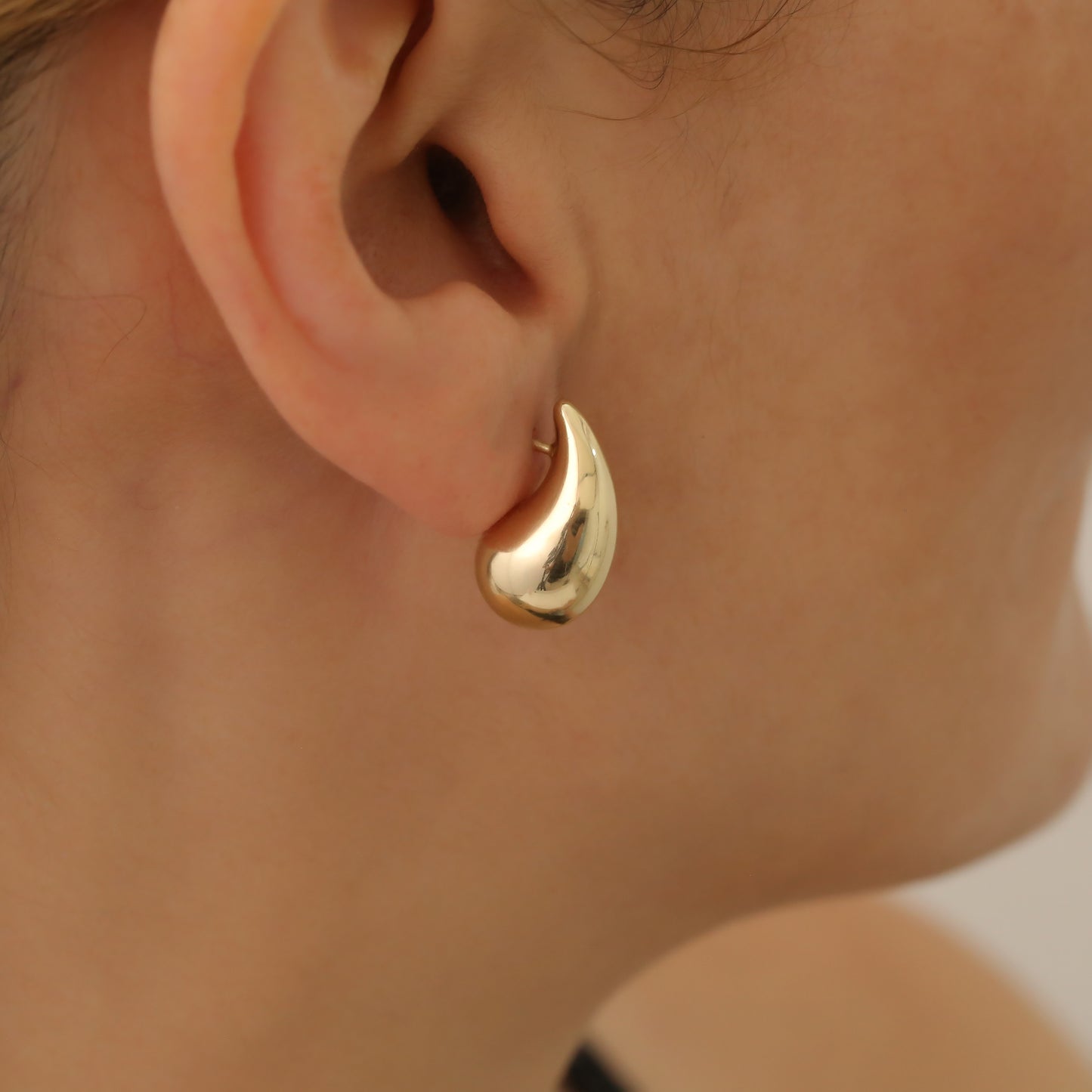 Droplet Earrings 14K Solid Gold