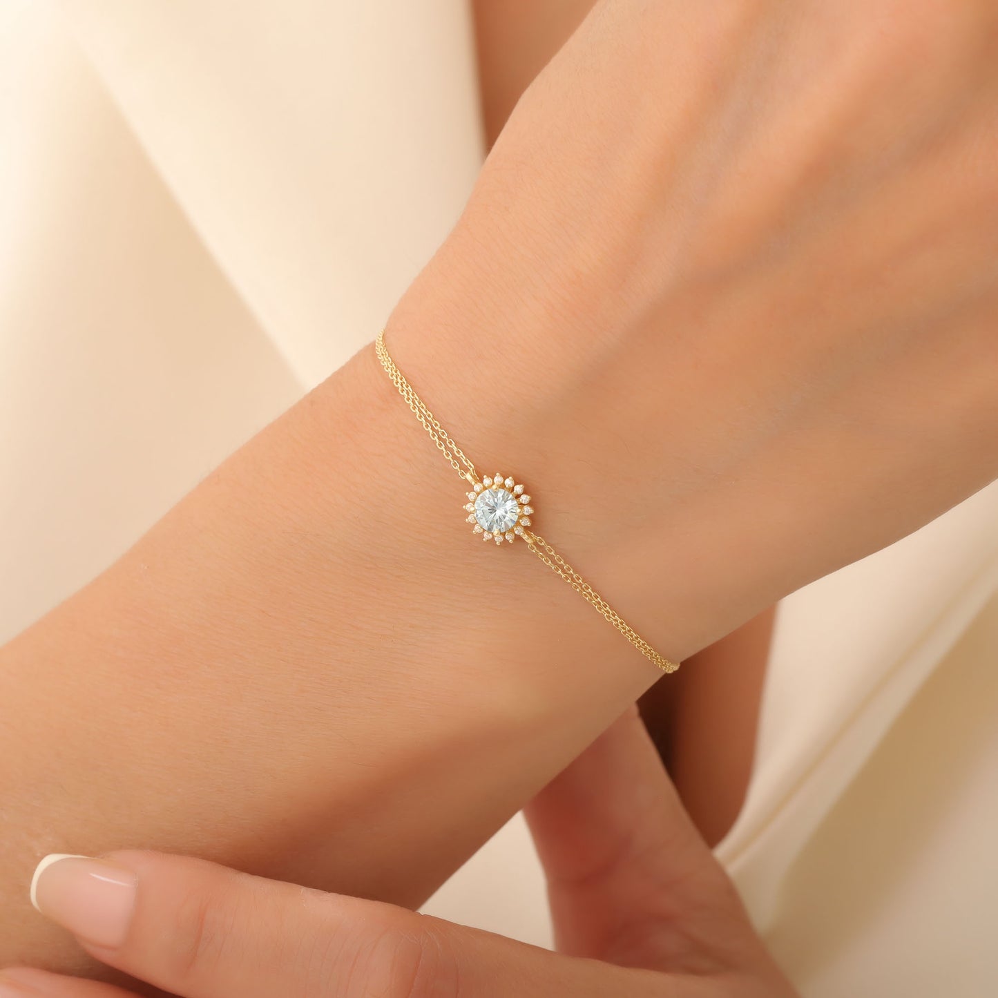 14K Solid Gold Aquamarine Bracelet in Round Shape Surrounded by Real Diamonds, Timeless Birthstone Jewelry for March Gifts