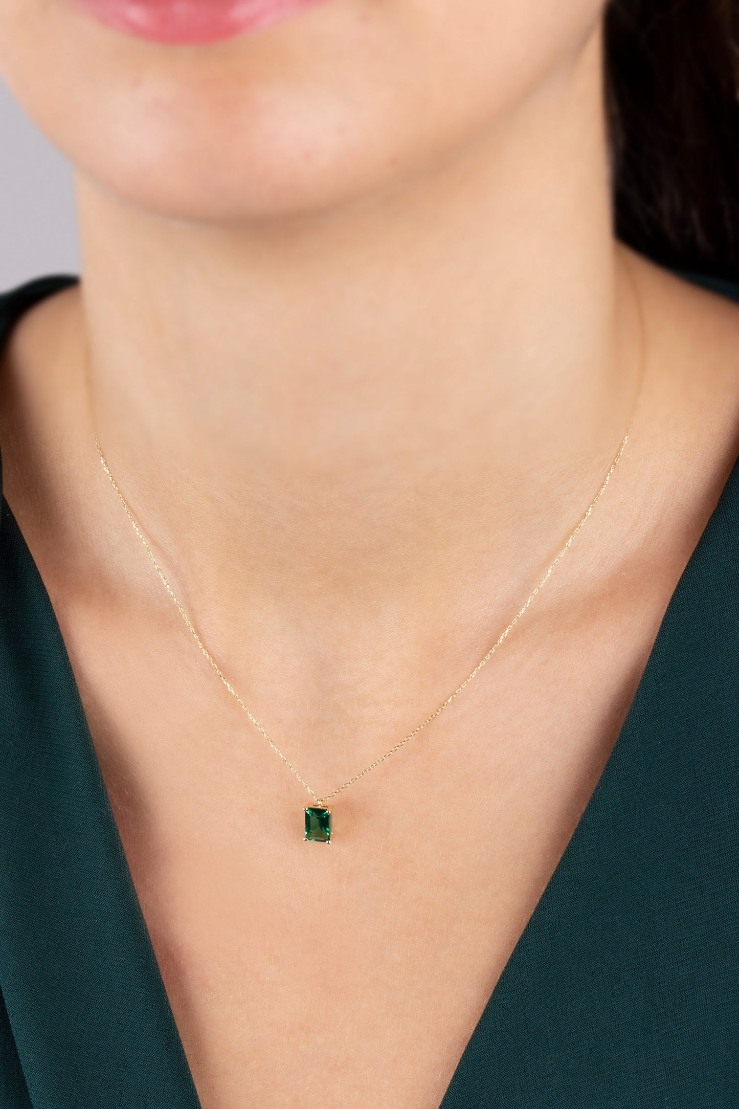 14k Solid Gold Rectangle Emerald Necklace, Minimalist Necklace, Emerald Necklace, May Birthstone Necklace, Mothers Day Gift, Gift Jewelry