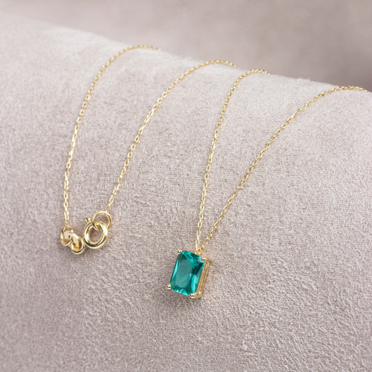 14K Solid Gold Green Topaz Necklace - Minimalist Aqua Gemstone, Rectangle Pendant, Perfect Mother's Day Gift for Her