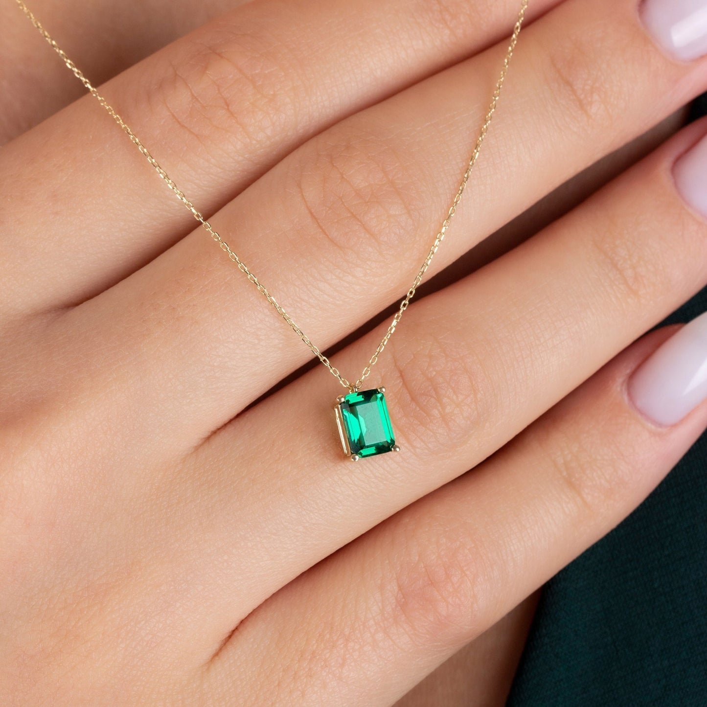 14k Solid Gold Rectangle Emerald Necklace, Minimalist Necklace, Emerald Necklace, May Birthstone Necklace, Mothers Day Gift, Gift Jewelry