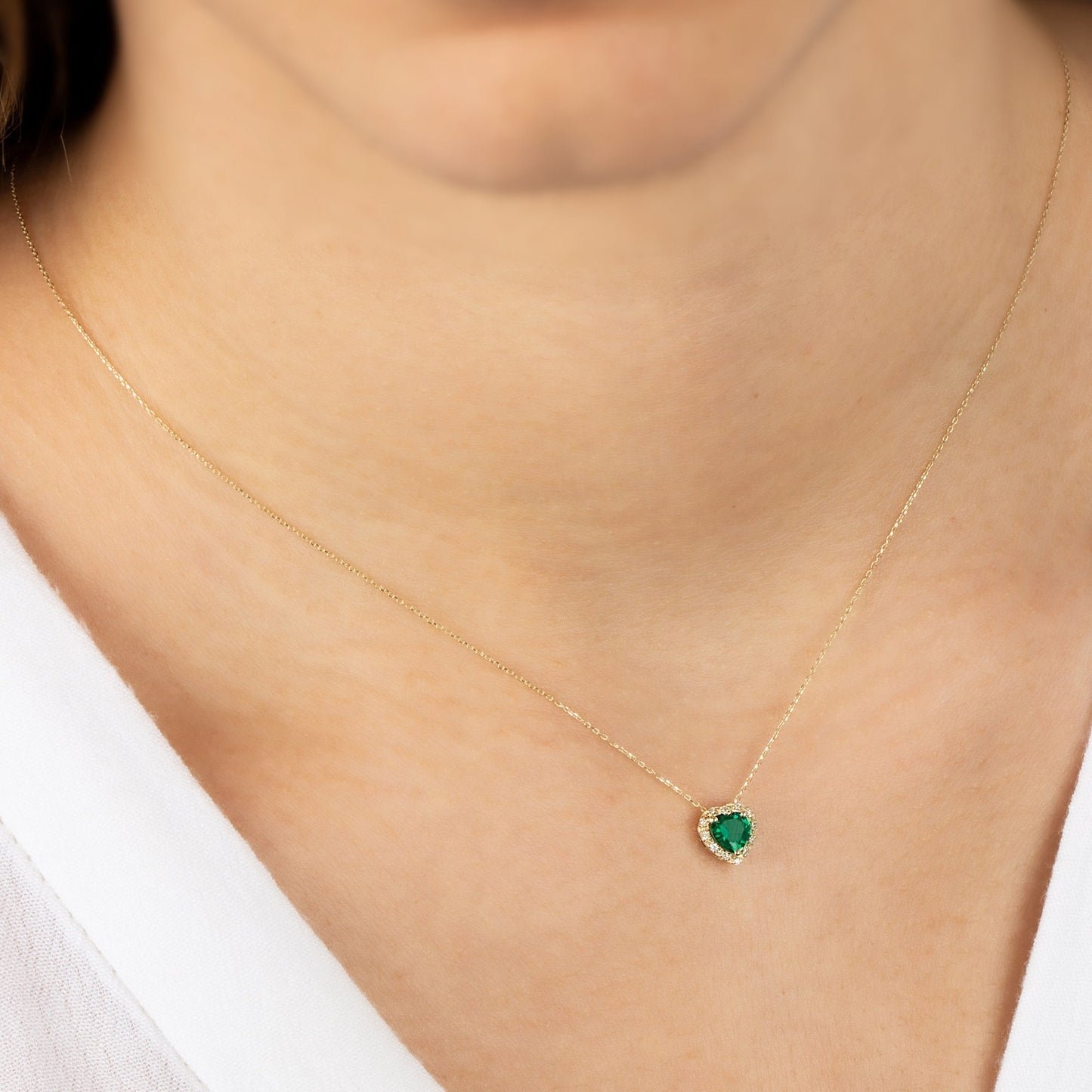 Real Diamond Emerald Heart Necklace, 14K Solid Gold, Minimalist Love Heart Necklace, Perfect Gift for Mother's Day - Girlfriend - Wife