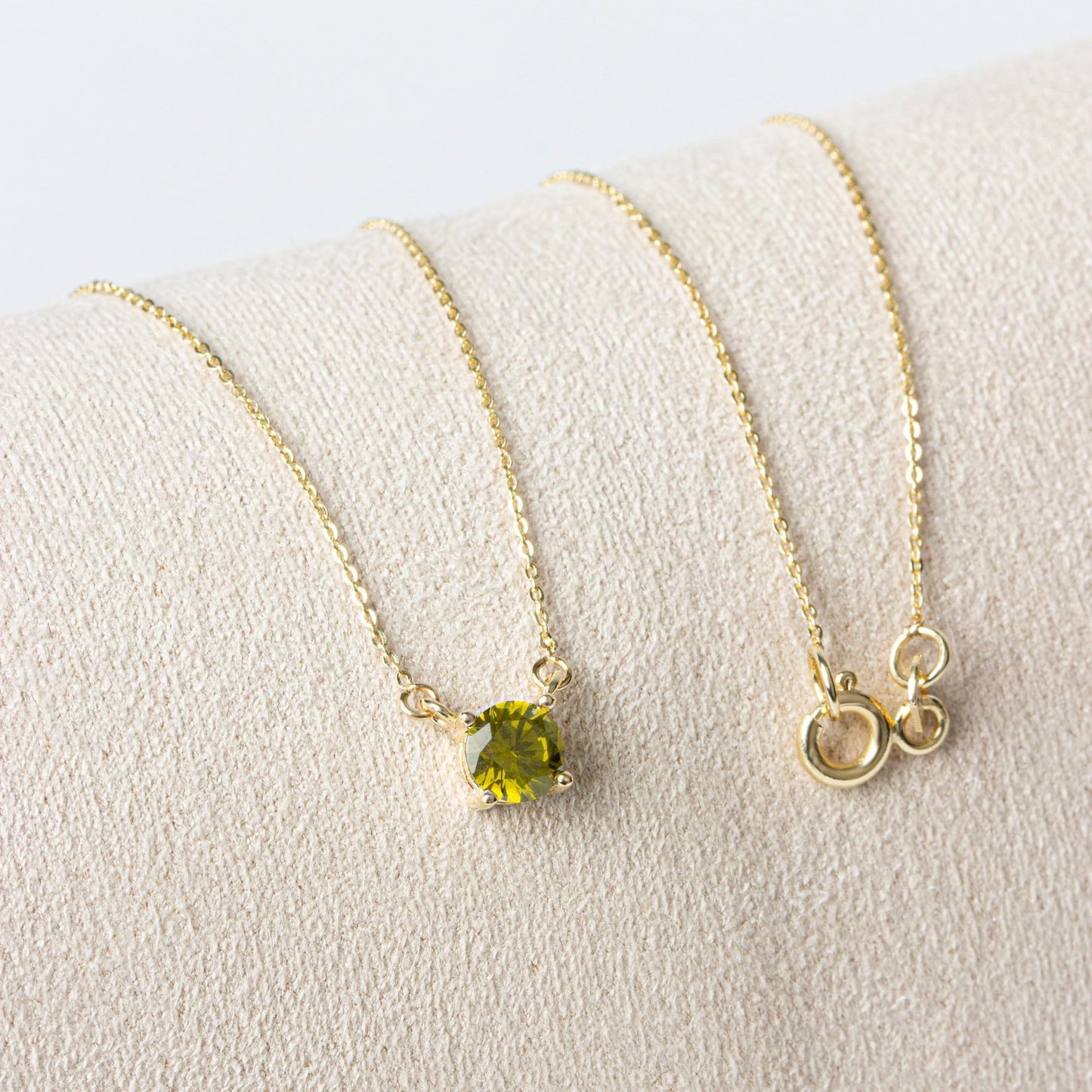 Elegant 14K Solid Gold Peridot Necklace - Minimalist Double Link Design, Birthstone Jewelry & Christmas or Mother's Day Gift