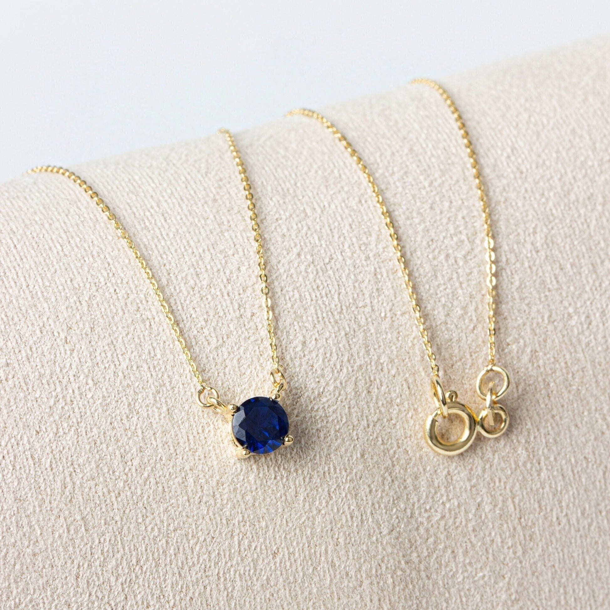 Round Double Link Sapphire Necklace 14K Solid Gold, Minimalist Elegant Necklace, Perfect Gift for Mother's Day - Girlfriend - Wife