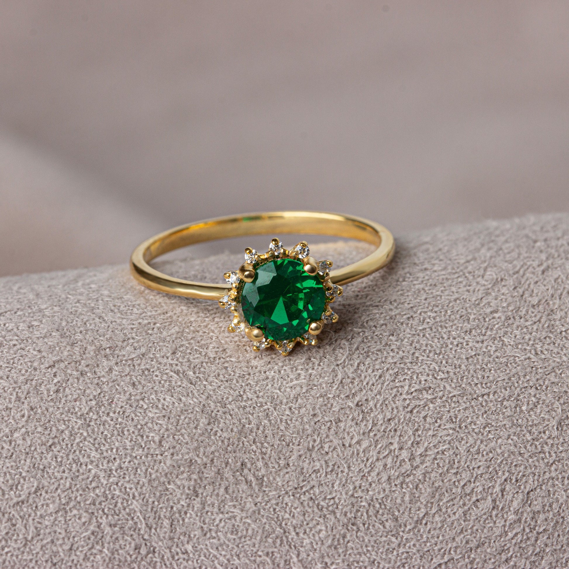 Real Diamond Round Emerald Ring 14K Solid Gold, Birthstone Ring With Diamonds Around, Perfect Gift for Mother's Day - Girlfriend - Wife